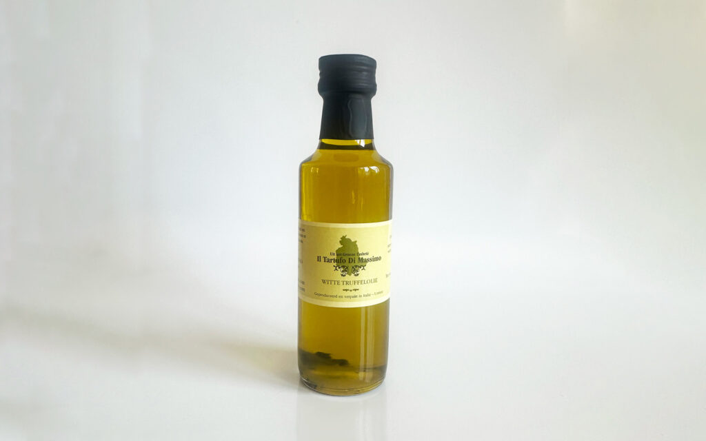 white truffle oil, product of il tartufo di massimo